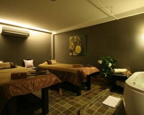 Sawaddi Patong Resort & Spa by Tolani-2