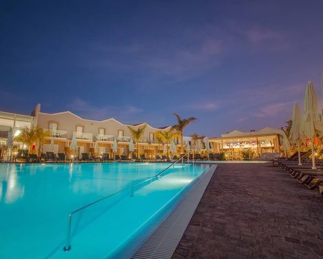 Hotel LIVVO Los Calderones