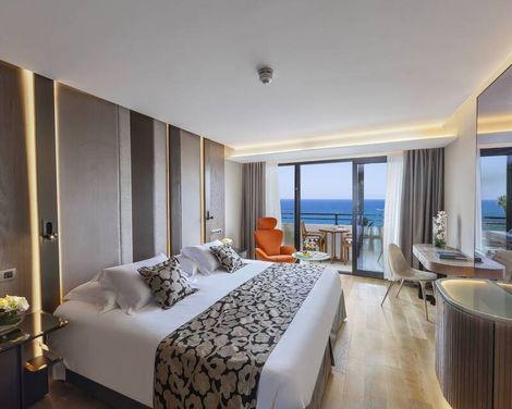 Amathus Beach Hotel Limassol