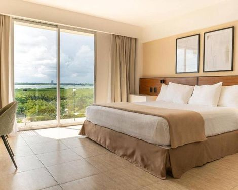 Hotel Calypso Cancun