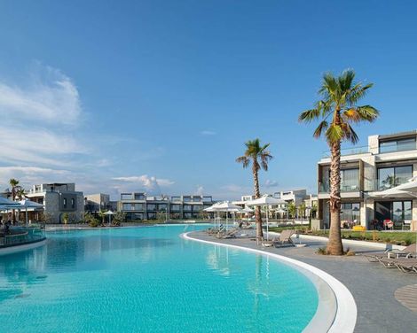 Portes Lithos Luxury Resort