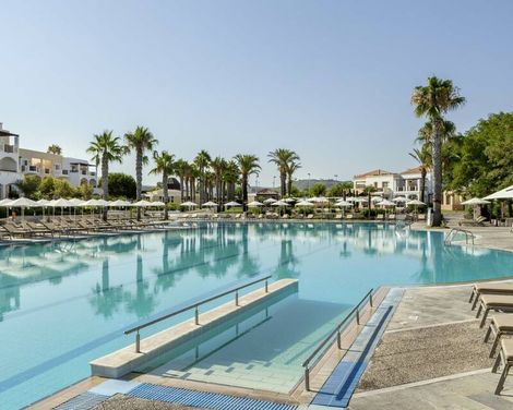 Neptune Luxury Resort