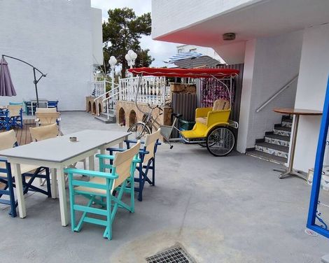 Nereus Hotel