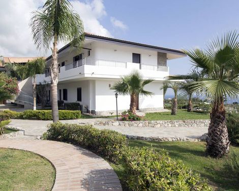 Luzia Agriresort