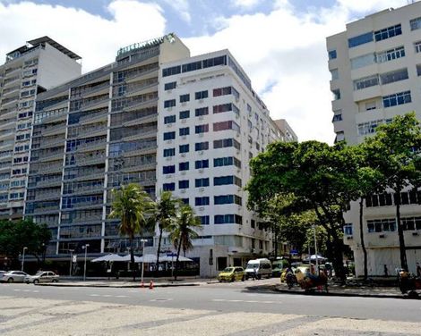 Socialtel Copacabana-1