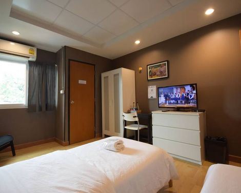 Room At Doze-1