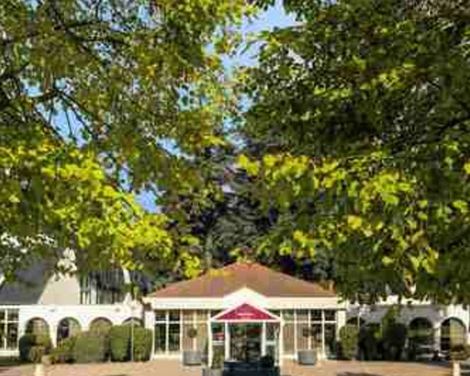 Mercure Parc du Courdray Demeure de Campagne-0