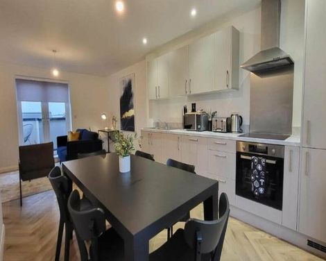Hybrid Resi - Mitcham