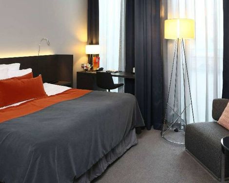 Clarion Hotel Post-3