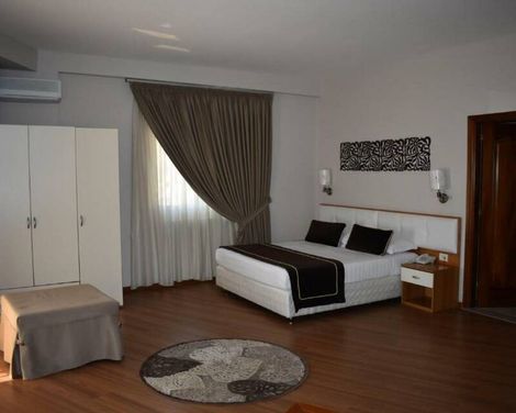 Hotel Arvi-0