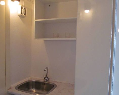 Siora Leni Contemporary Filoxenia-0