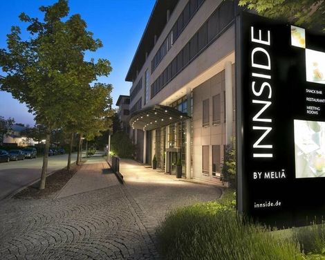 FOUR Munich Neue Messe-1