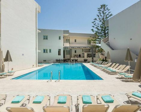 Summer Beach Hotel