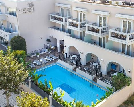 Peridis Family Resort