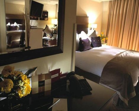 London Bridge Hotel