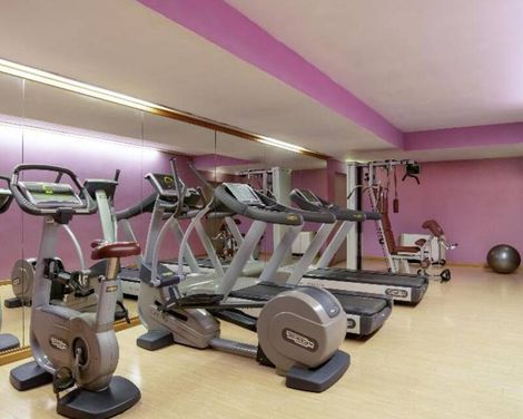 Mercure Roma West