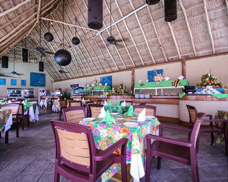 Aquamarina Beach Hotel Cancun