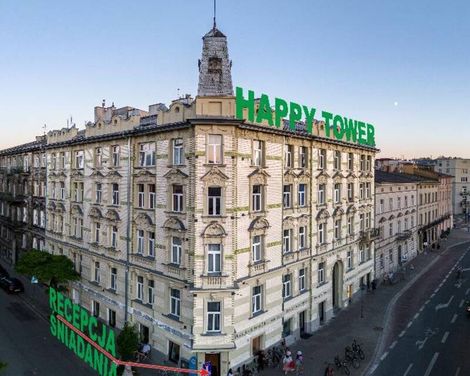 Happy Tower
