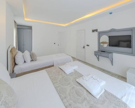 Linda Beach Hotel