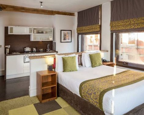 Roomzzz Aparthotel Manchester City