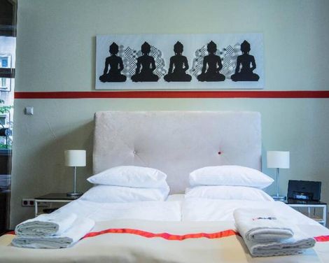 Home Aparthotel