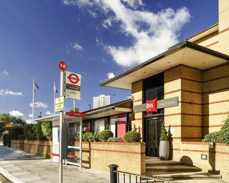 ibis London Docklands Canary Wharf Hotel-1