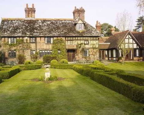 Langshott Manor