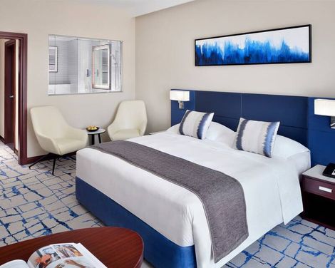 Mövenpick Hotel & Apartments Bur Dubai
