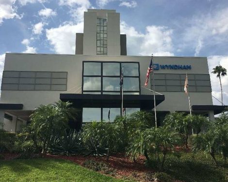 Wyndham Lake Buena Vista Disney Springs Resort Area-1