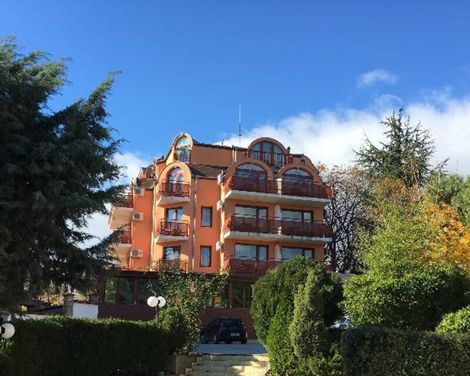 Royal Beach Hotel