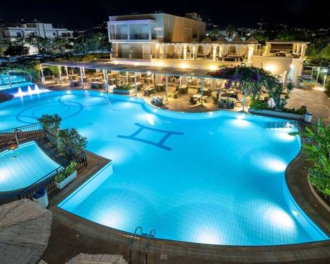 Peridis Family Resort