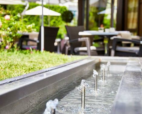 Warwick Reine Astrid-0