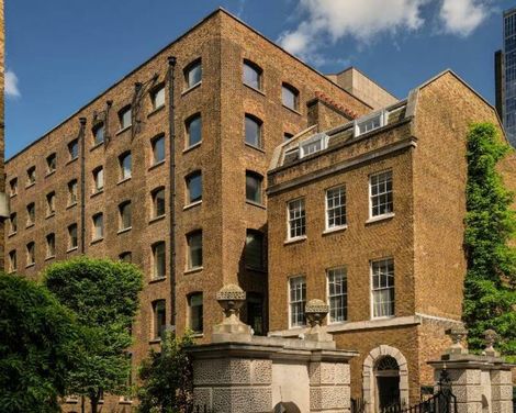 Sir Devonshire Square, part of Sircle Collection-1