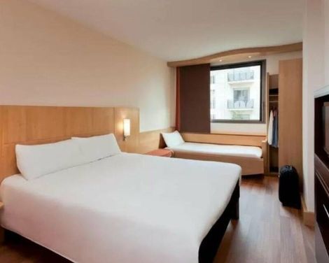ibis Barcelona Santa Coloma