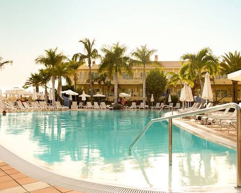 R2 Buganvilla Hotel & Spa