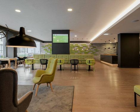 Neat Hotel Avenida