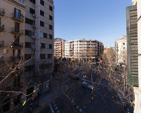 AinB Eixample-Miro Apartments