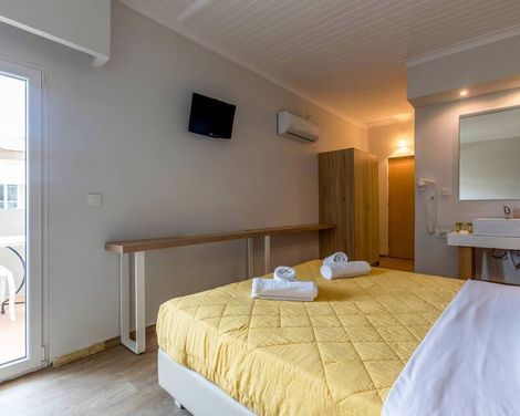 Cameo Beach Resort