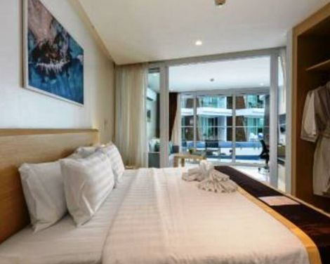 The Beachfront Hotel Phuket-3