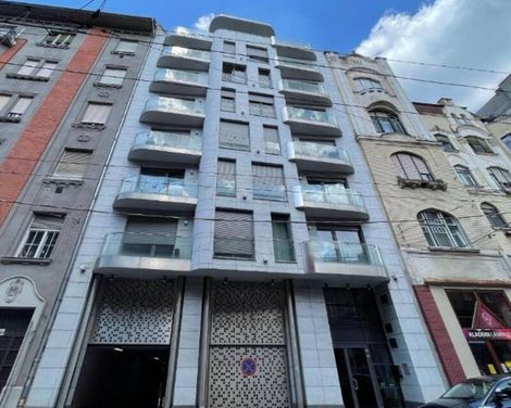 Smart Carrara Apartments