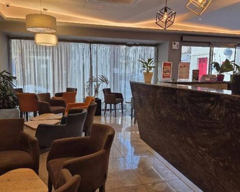 ST Azur Hotel