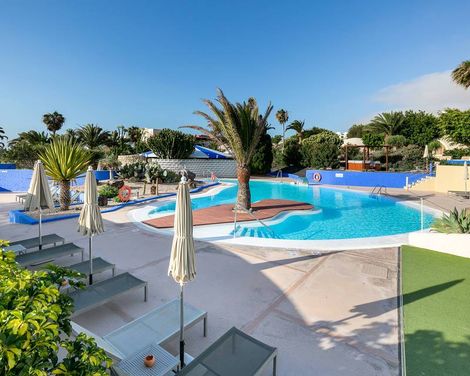 LIVVO Risco del Gato Suites