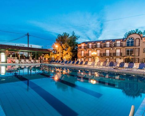 Hotel Perkes Complex