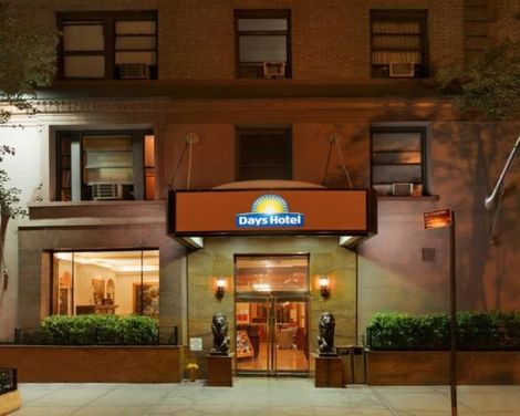 Night Hotel Broadway