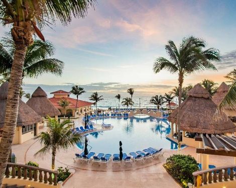 GR Solaris Cancun