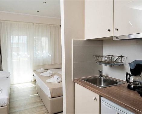 Ammos Beach Seaside Luxury Suites by Ammos Hotels & Villas