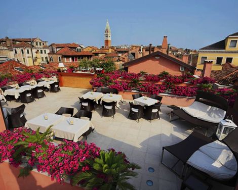 Hotel A La Commedia-0
