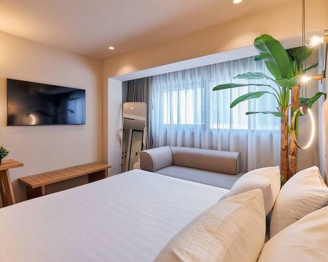 Enorme Epavli Urban Living