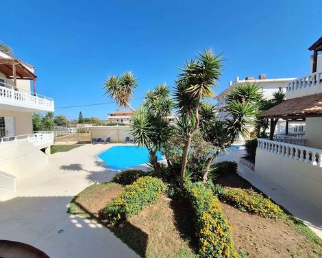 Perla Beach