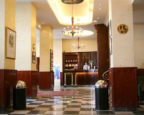 Elite Hotel Savoy